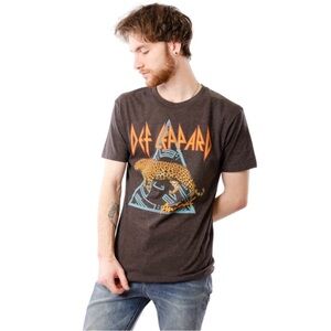 DEF LEPPARD Animal Band Print Graphic Tee With Cap Sleeves Charcoal Grey Medium